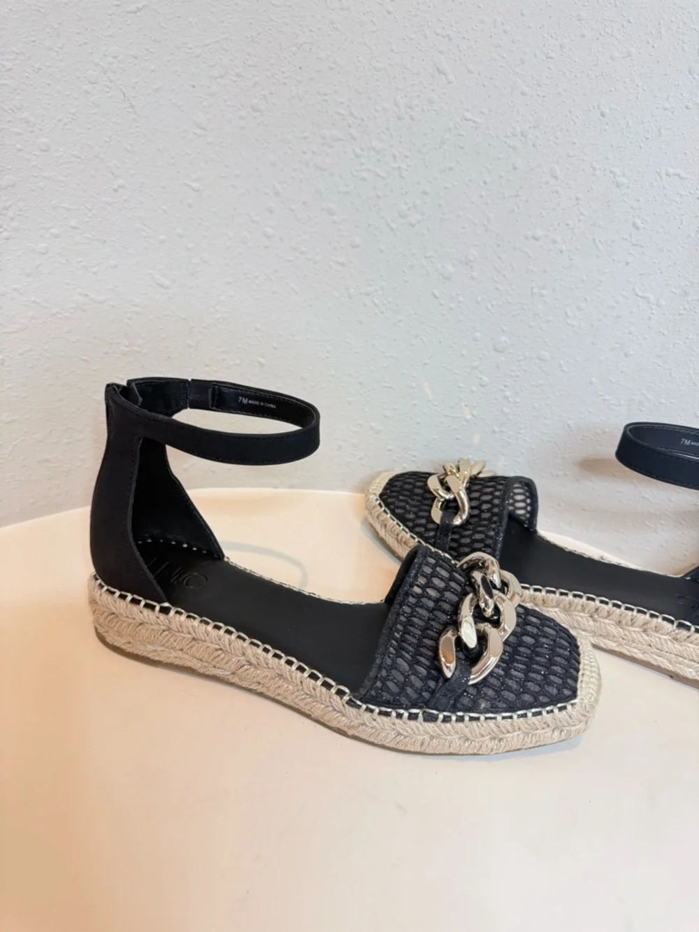 INC International Concepts black mesh